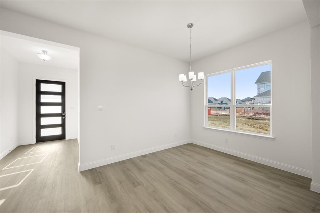 4357 Noble Lane Property Photo 5