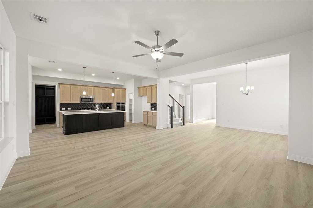 4357 Noble Lane Property Photo 7