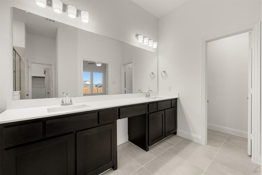 4357 Noble Lane Property Photo 14