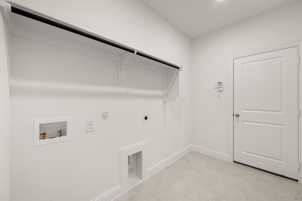 4357 Noble Lane Property Photo 24