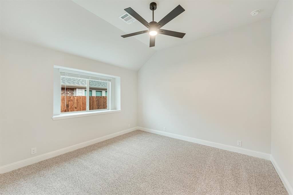 221 Sweetwater Drive Property Photo 31