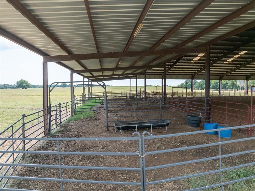 Fm 1510 82 W Property Photo 11