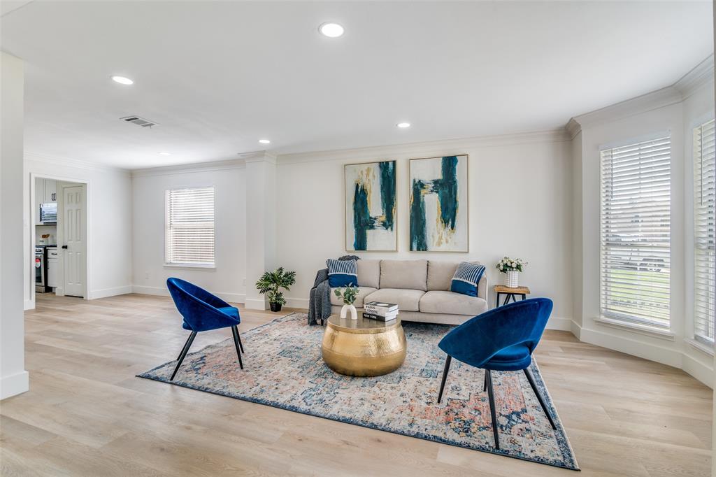 7705 Gillon Drive Property Photo 4