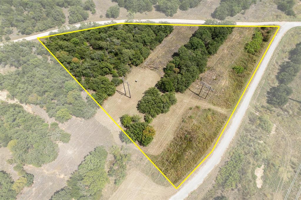 721 Sandstone Court Property Photo 13