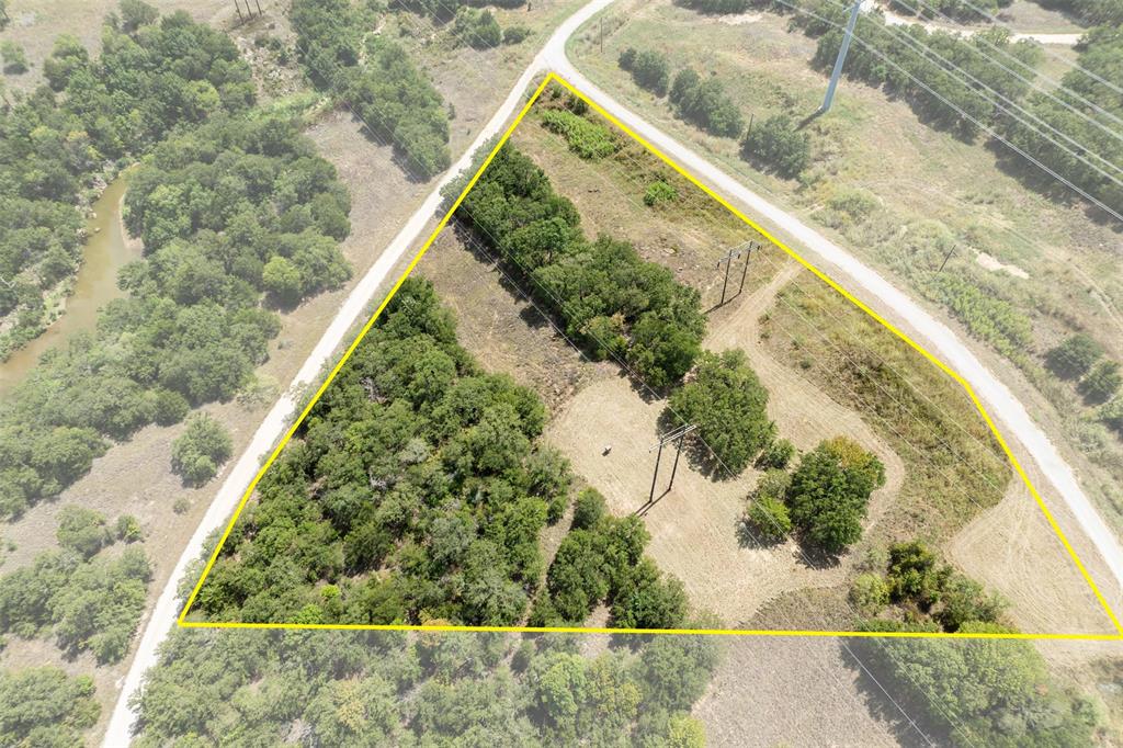 721 Sandstone Court Property Photo 15