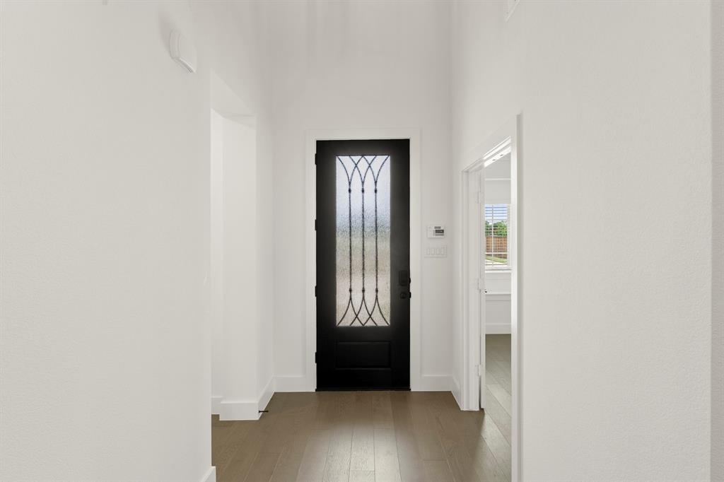 12814 Meadow Glen Property Photo 3