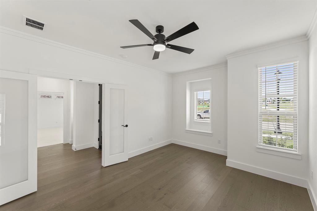 12814 Meadow Glen Property Photo 4