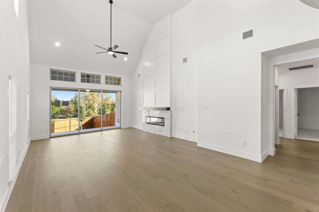 12814 Meadow Glen Property Photo 12
