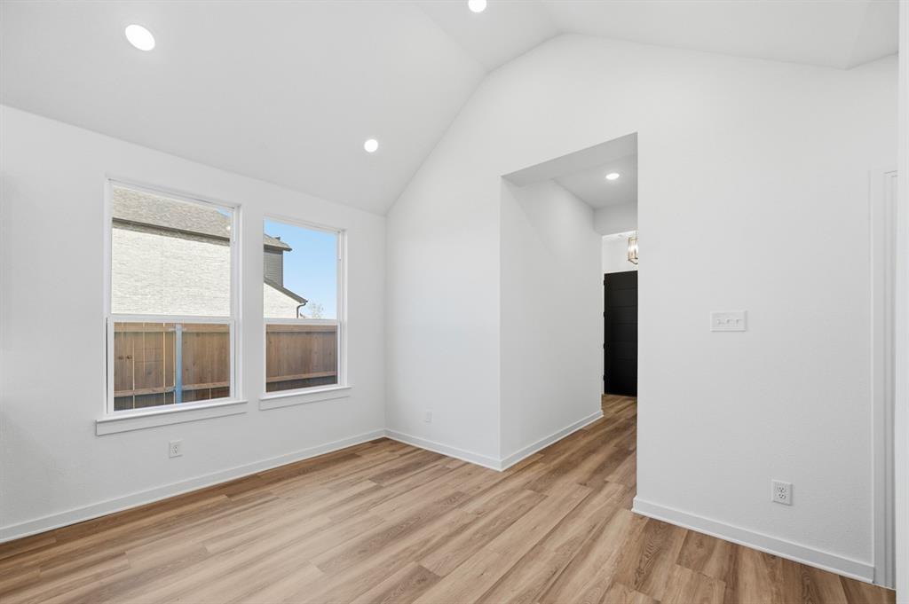 3925 Bison Lane Property Photo 11