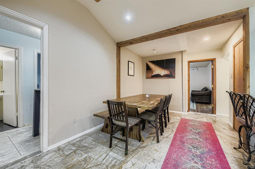 3415 Yellowstone Drive Property Photo 6