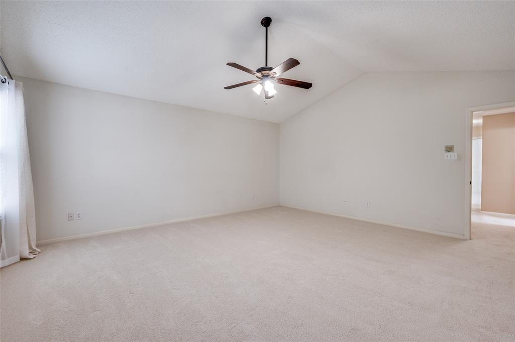 2400 Covington Drive Property Photo 15