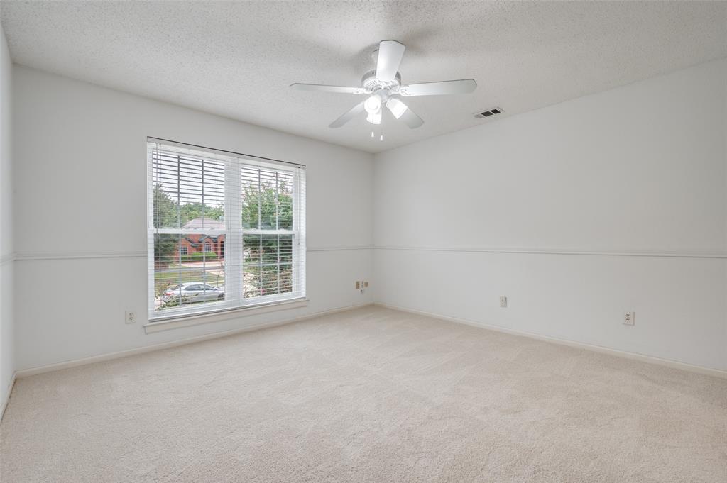 2400 Covington Drive Property Photo 24