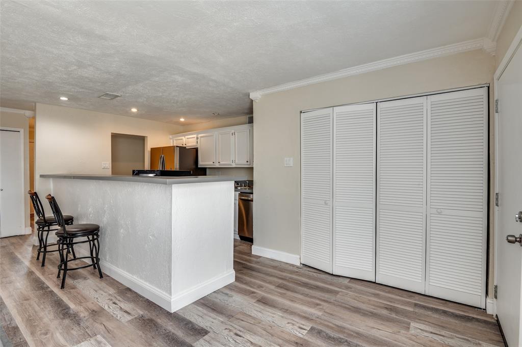 10222 Red Maple Drive Property Photo 3