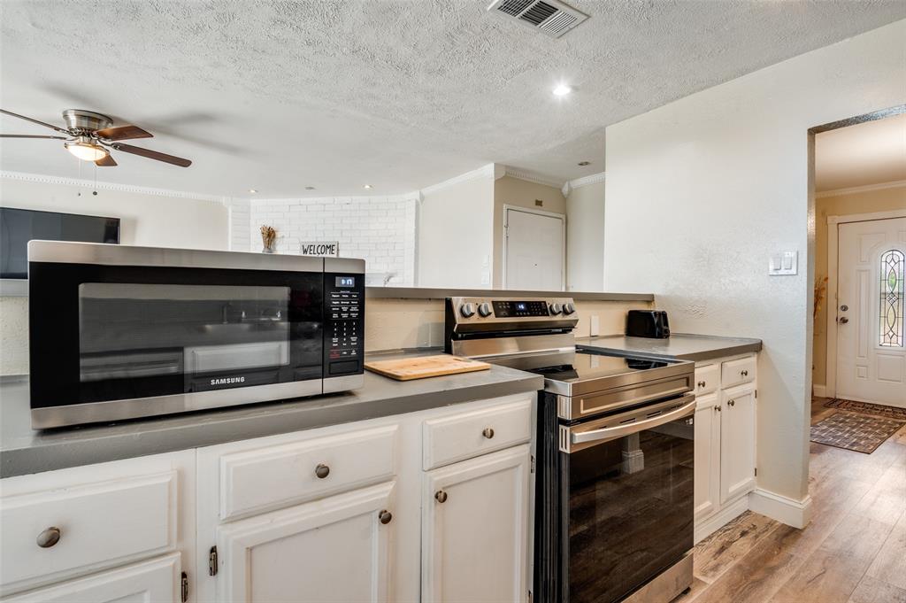 10222 Red Maple Drive Property Photo 6