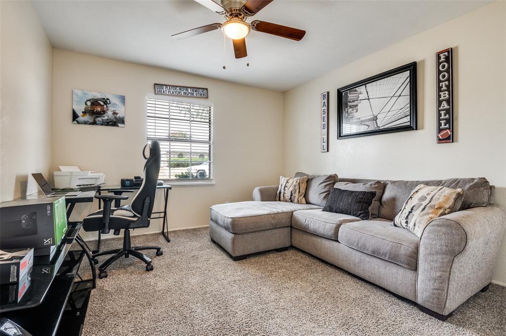 10222 Red Maple Drive Property Photo 18