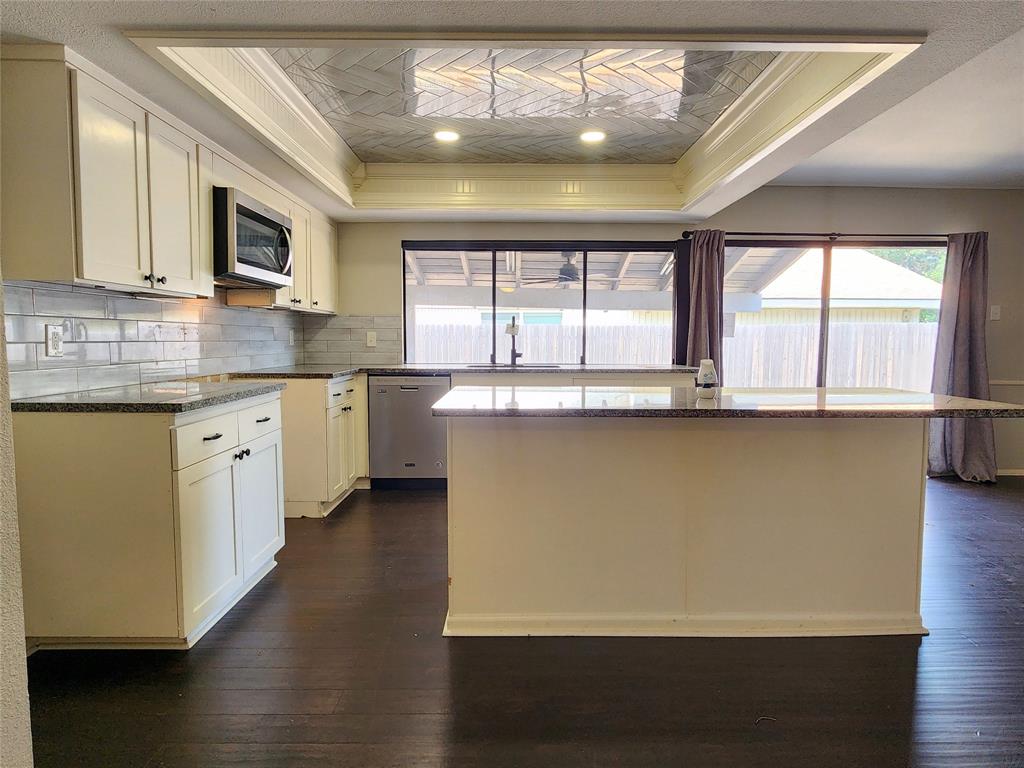 338 Wildbriar Drive Property Photo 9