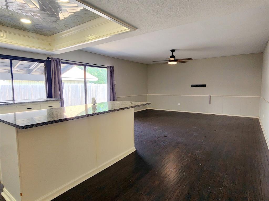 338 Wildbriar Drive Property Photo 11