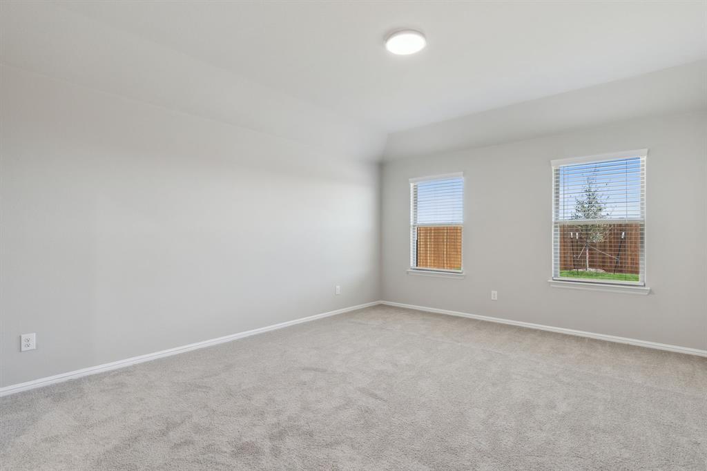 1002 Rosemary Hill Drive Property Photo 18