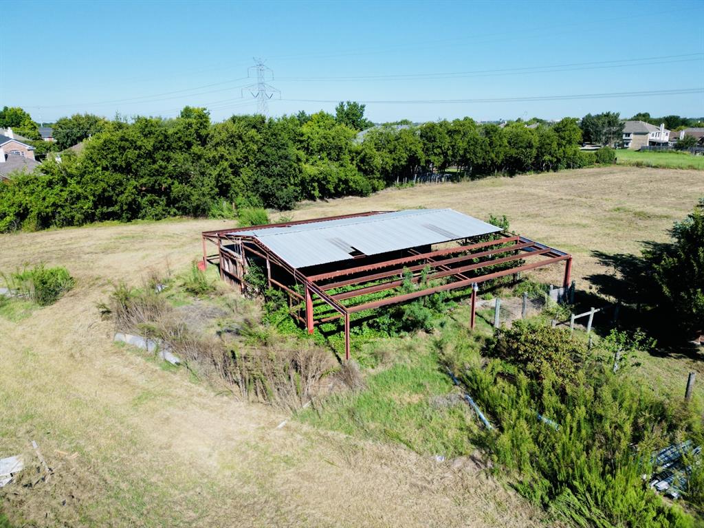 1809 Southeast Parkway Property Photo 4