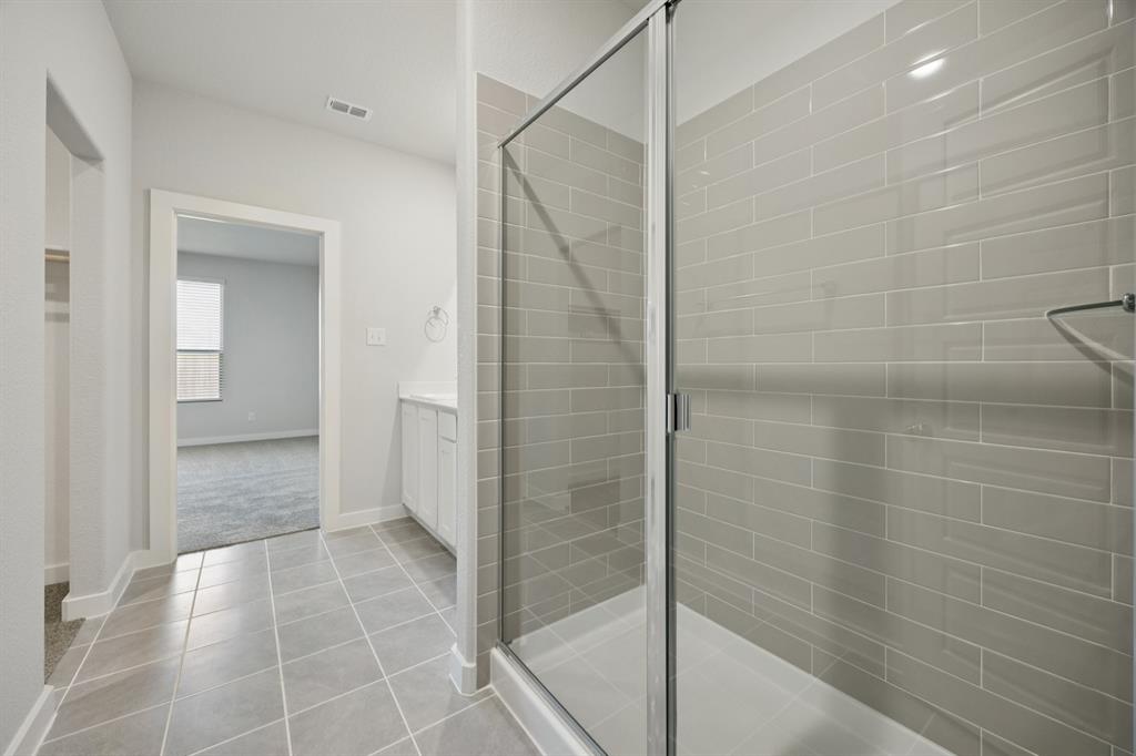 704 Pine Beach Drive Property Photo 19