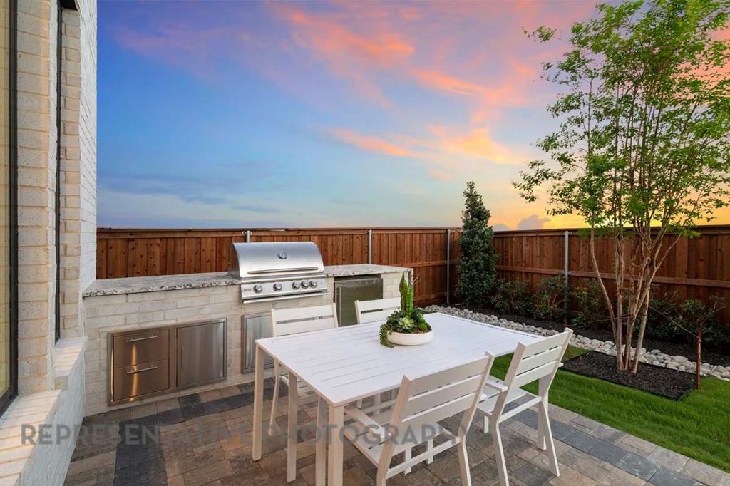 1819 Apple Tree Drive Property Photo 34