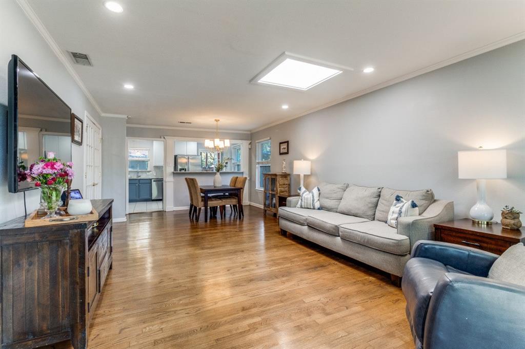 9027 Liptonshire Drive Property Photo 3