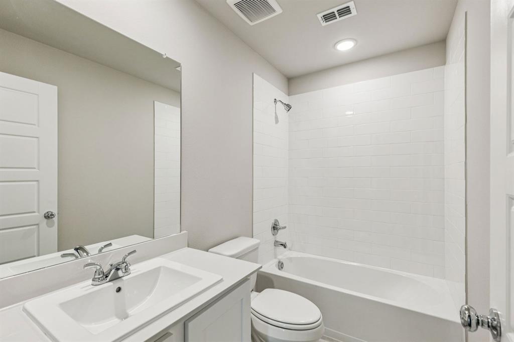 605 Whispering Winds Trail Property Photo 22