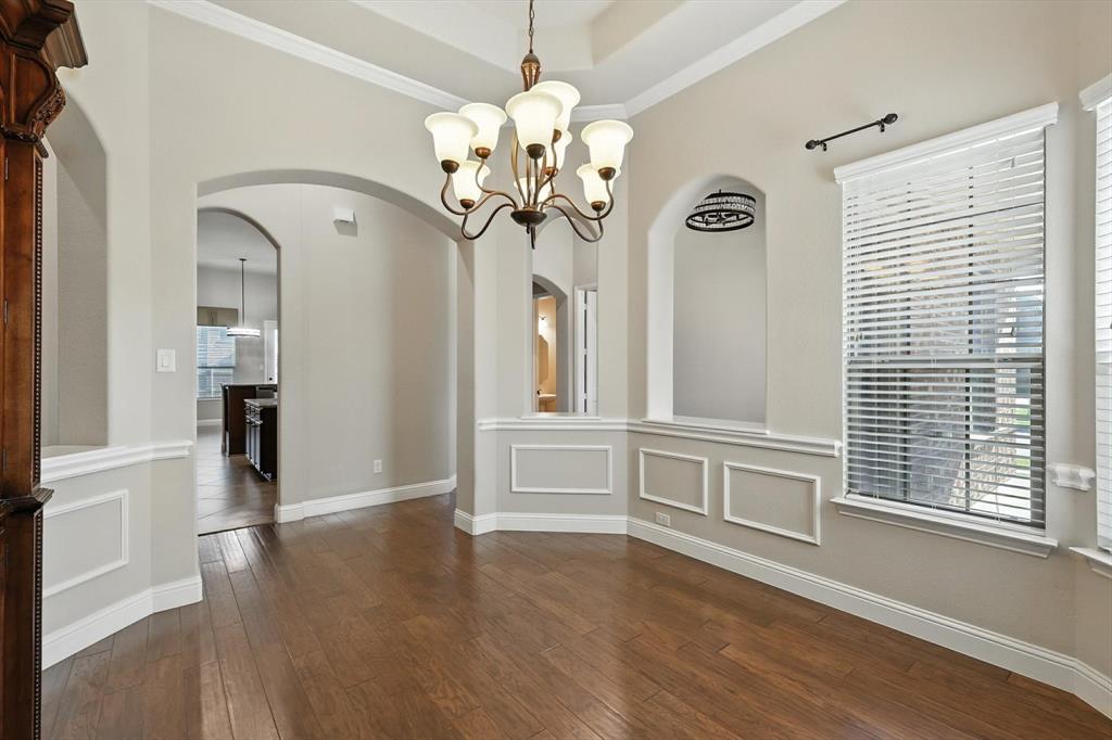 632 Shadow Glen Lane Property Photo 7