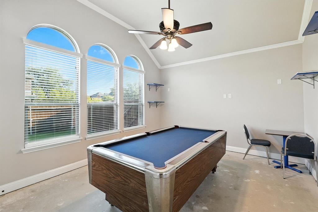 632 Shadow Glen Lane Property Photo 13