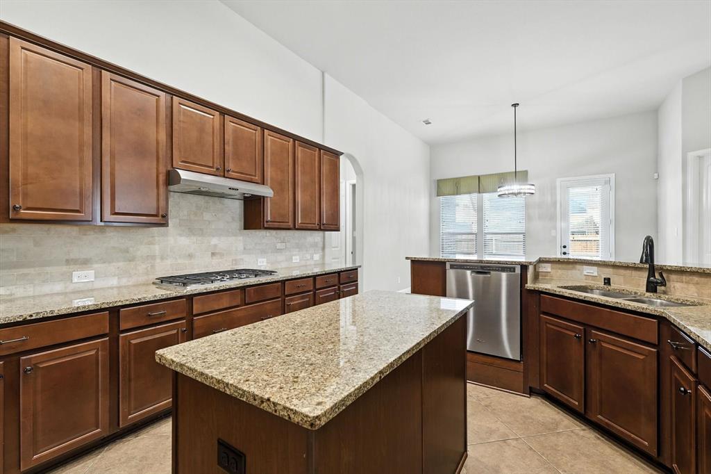 632 Shadow Glen Lane Property Photo 20