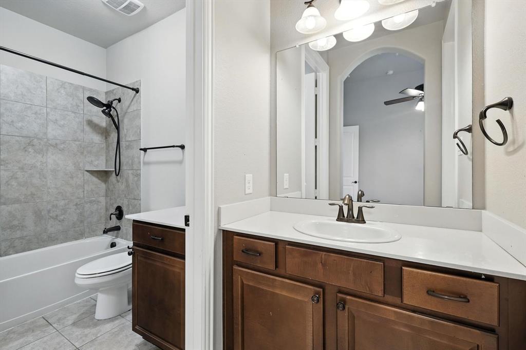 632 Shadow Glen Lane Property Photo 26