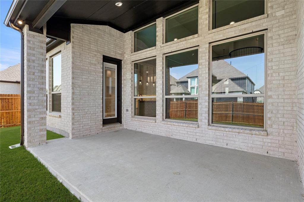 12054 Willow Manor Lane Property Photo 28