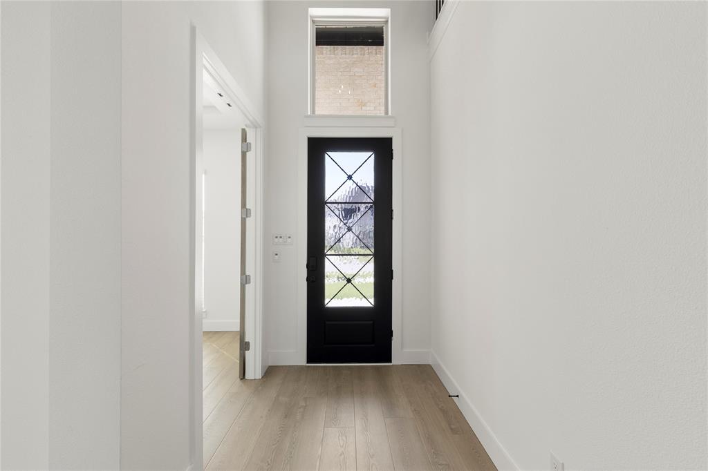 15202 Reunion Drive Property Photo 5