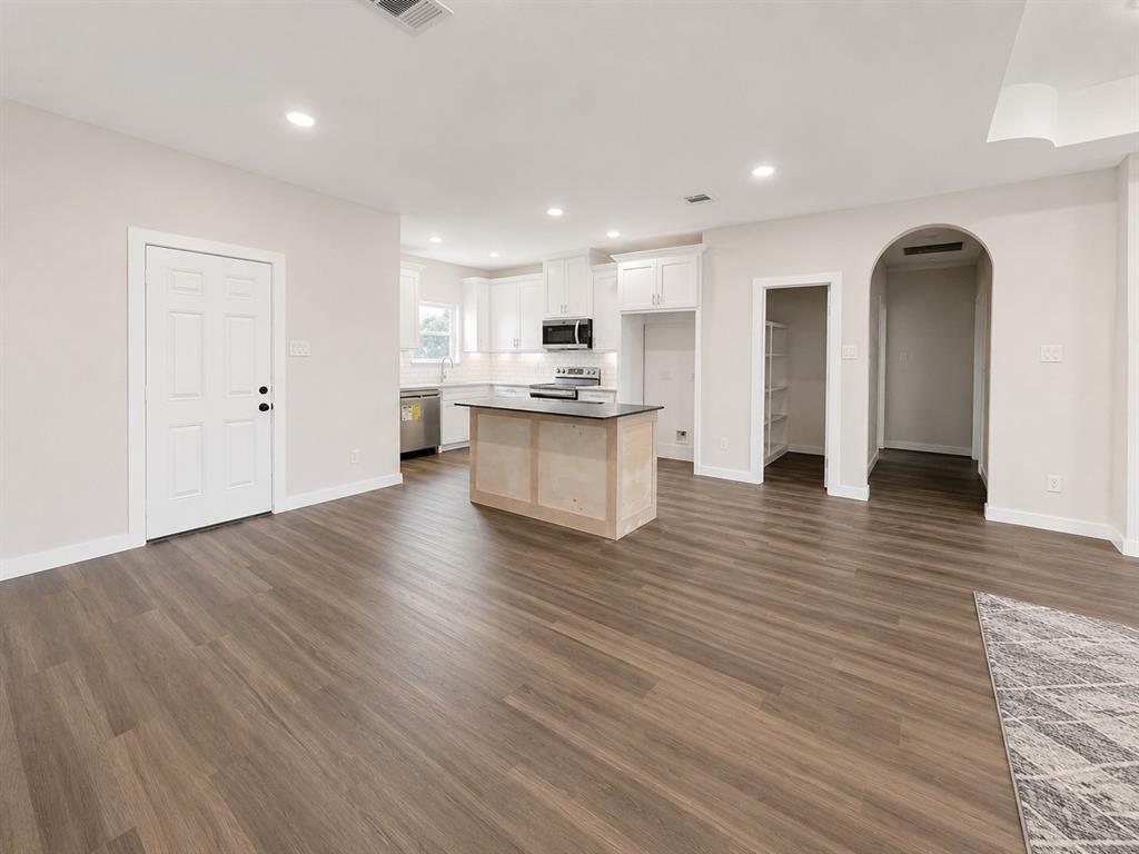 740 Section House Road Property Photo 8