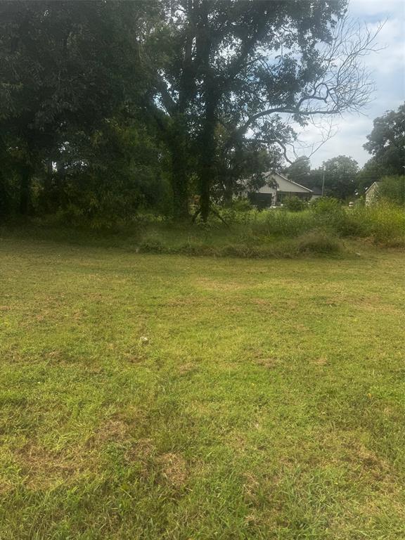 105 S Brazos Avenue Property Photo 1