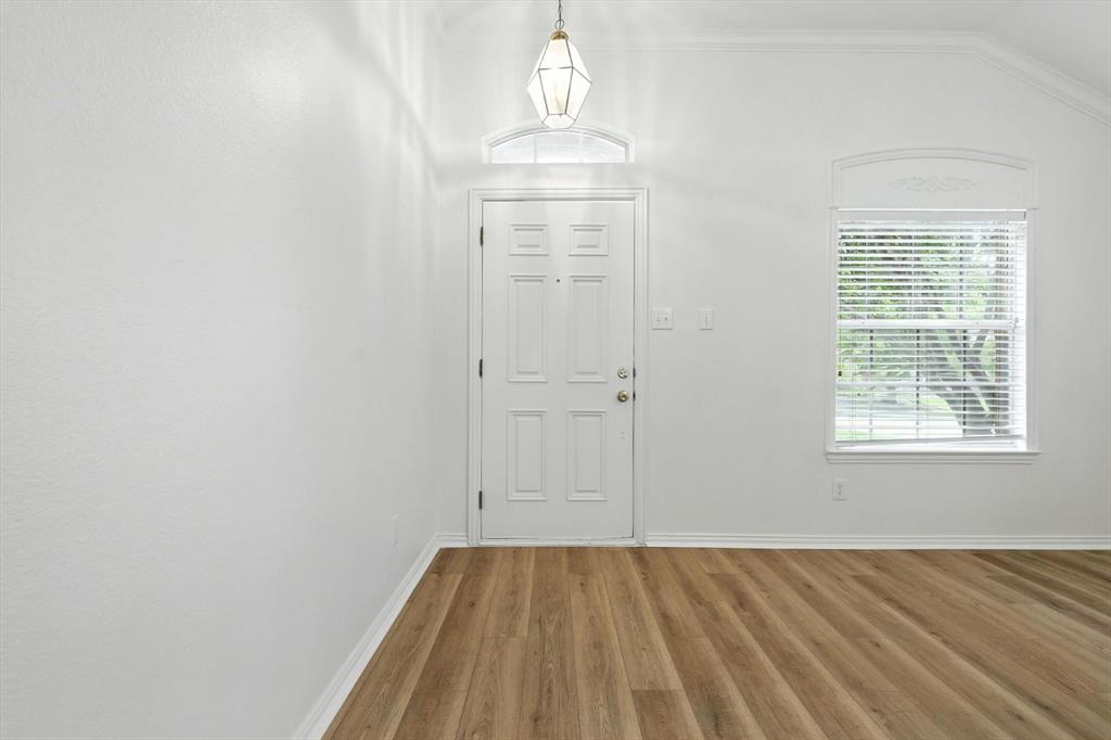 804 Saddleback Lane Property Photo 3