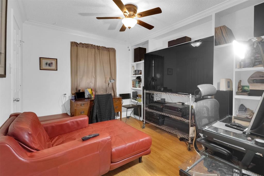 2839 Linden Lane Property Photo 18