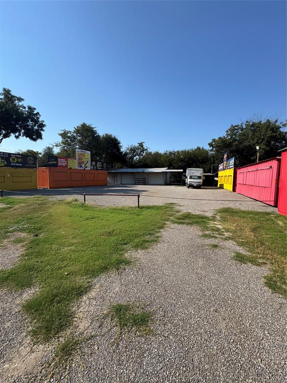 1810 Fm 1187 Property Photo 9