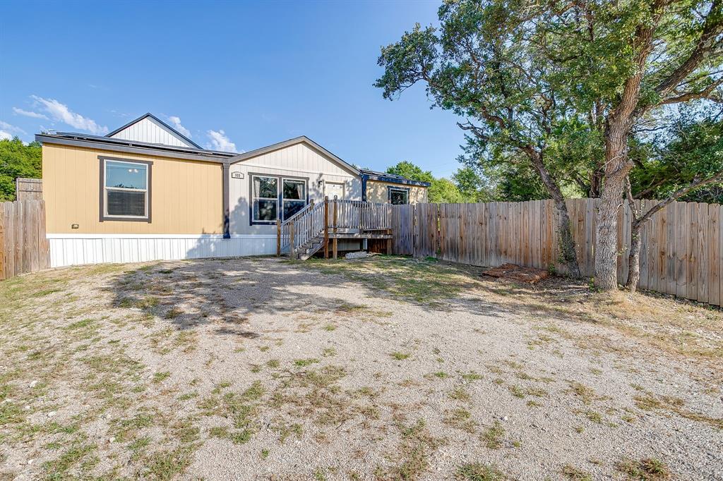900 Tree Drive Property Photo 1
