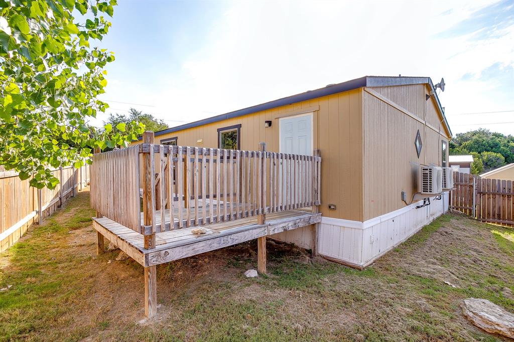 900 Tree Drive Property Photo 36
