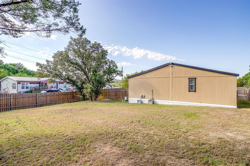 900 Tree Drive Property Photo 37