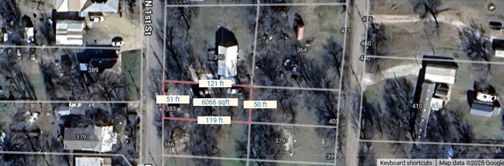 383 N 2nd Street Property Photo 1