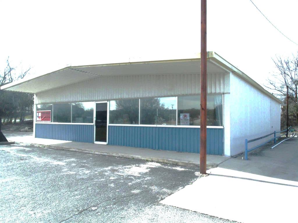 705 N Commercial Property Photo 1