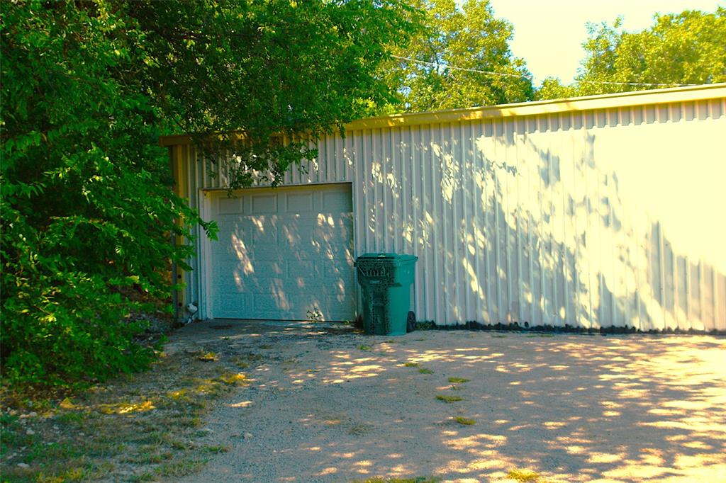 705 N Commercial Property Photo 5