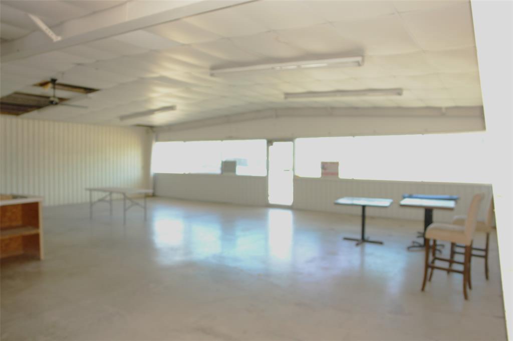 705 N Commercial Property Photo 6