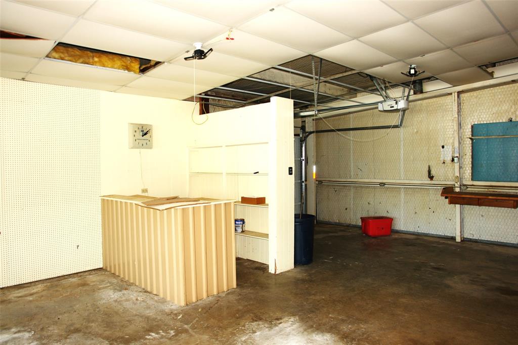 705 N Commercial Property Photo 8