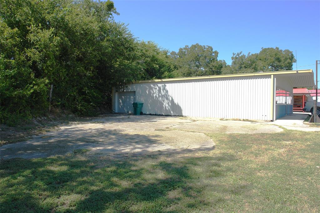 705 N Commercial Property Photo 11