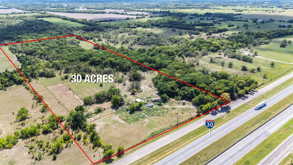 7081 E Interstate 30 Property Photo 1
