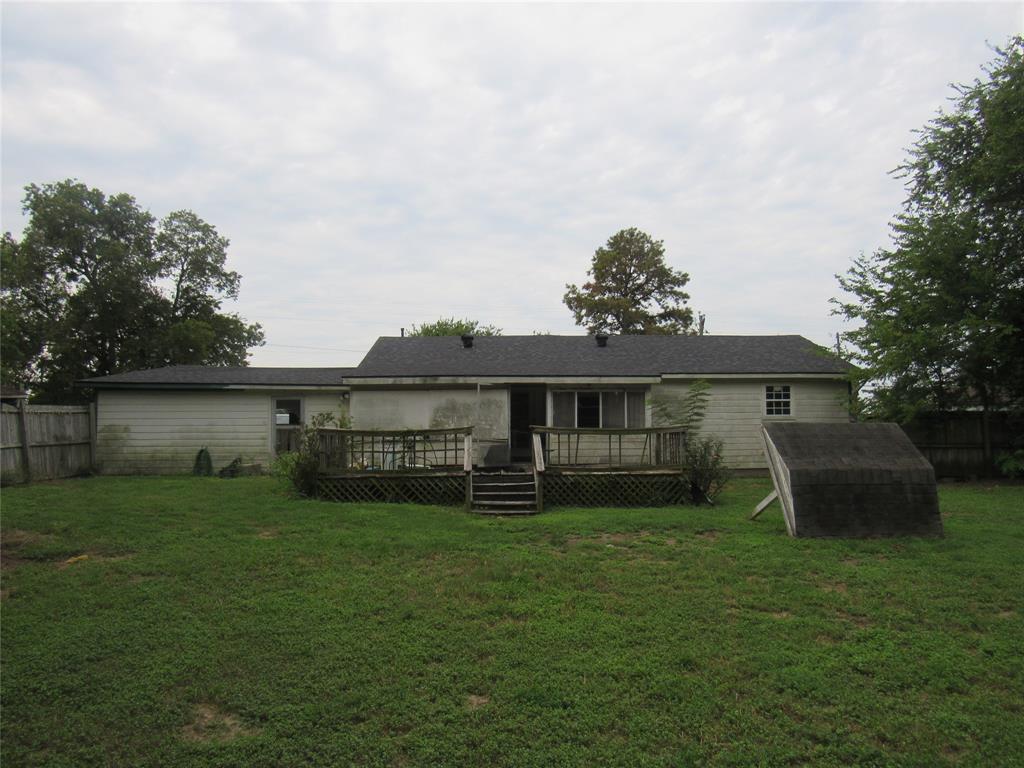 17700 Fm-901 Property Photo 2
