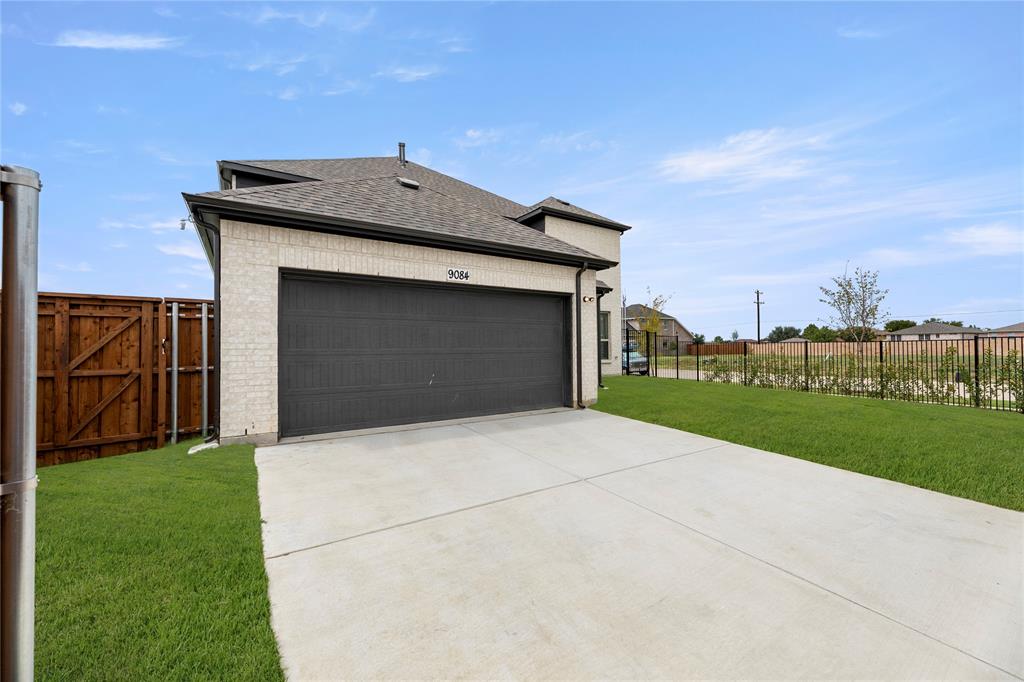 9084 Eureka Trail Property Photo 29